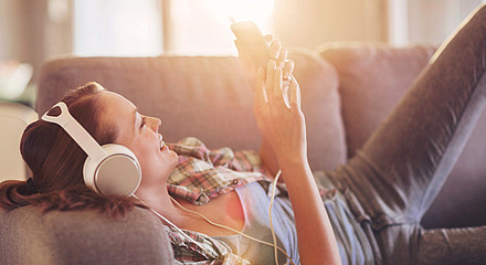 Tips regarding the World Radio Day 2020: receive internet radio at home and while on the go Tips regarding the World Radio Day 2020: receive internet radio at home and while on the go